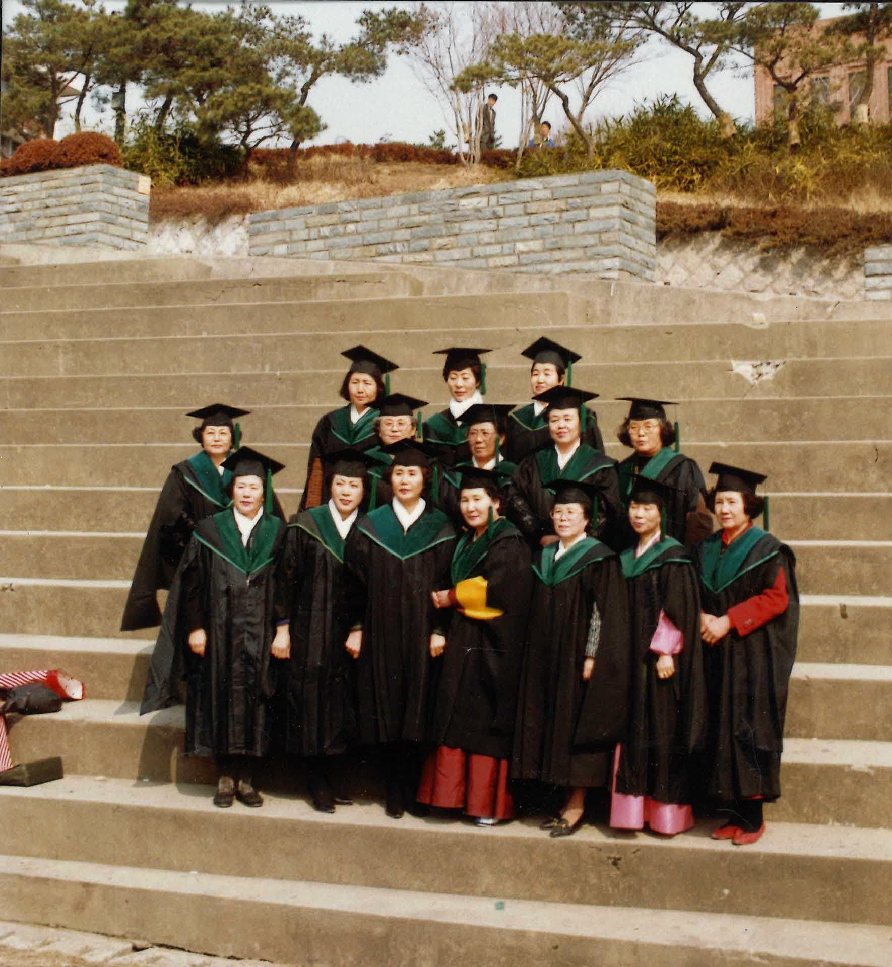 성균관대학교 유학대학원 졸업기념 단체사진