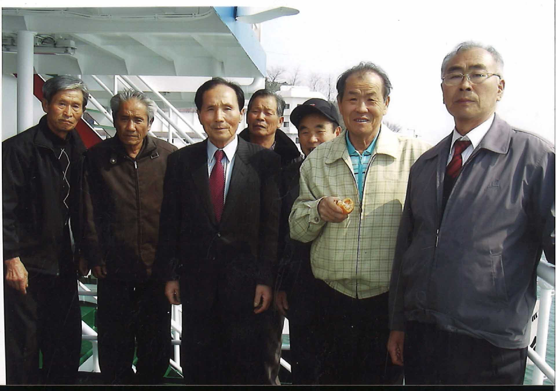 삼천포여행 단체사진-남7