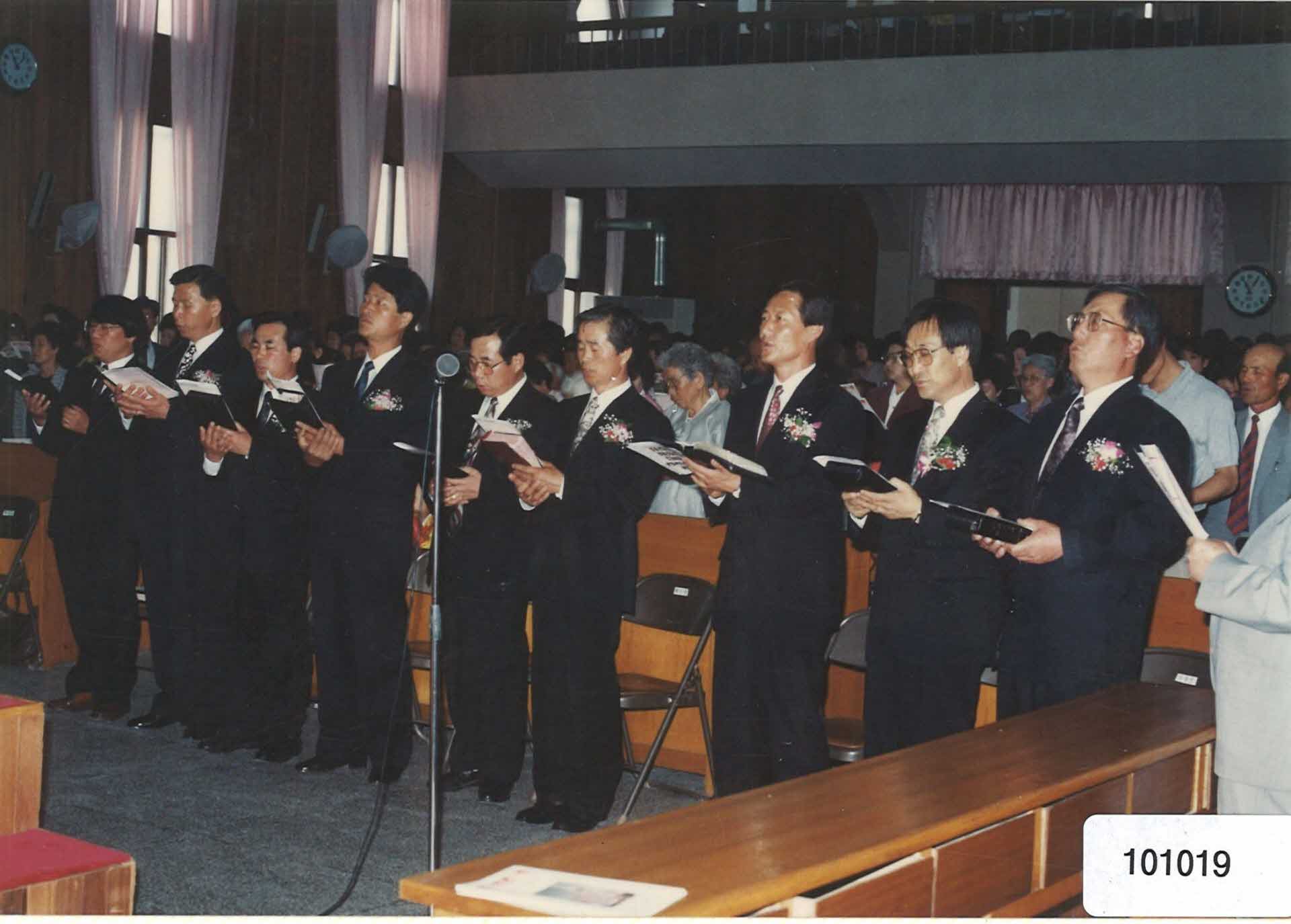 권 면 : 주영철 목사(동부교회)