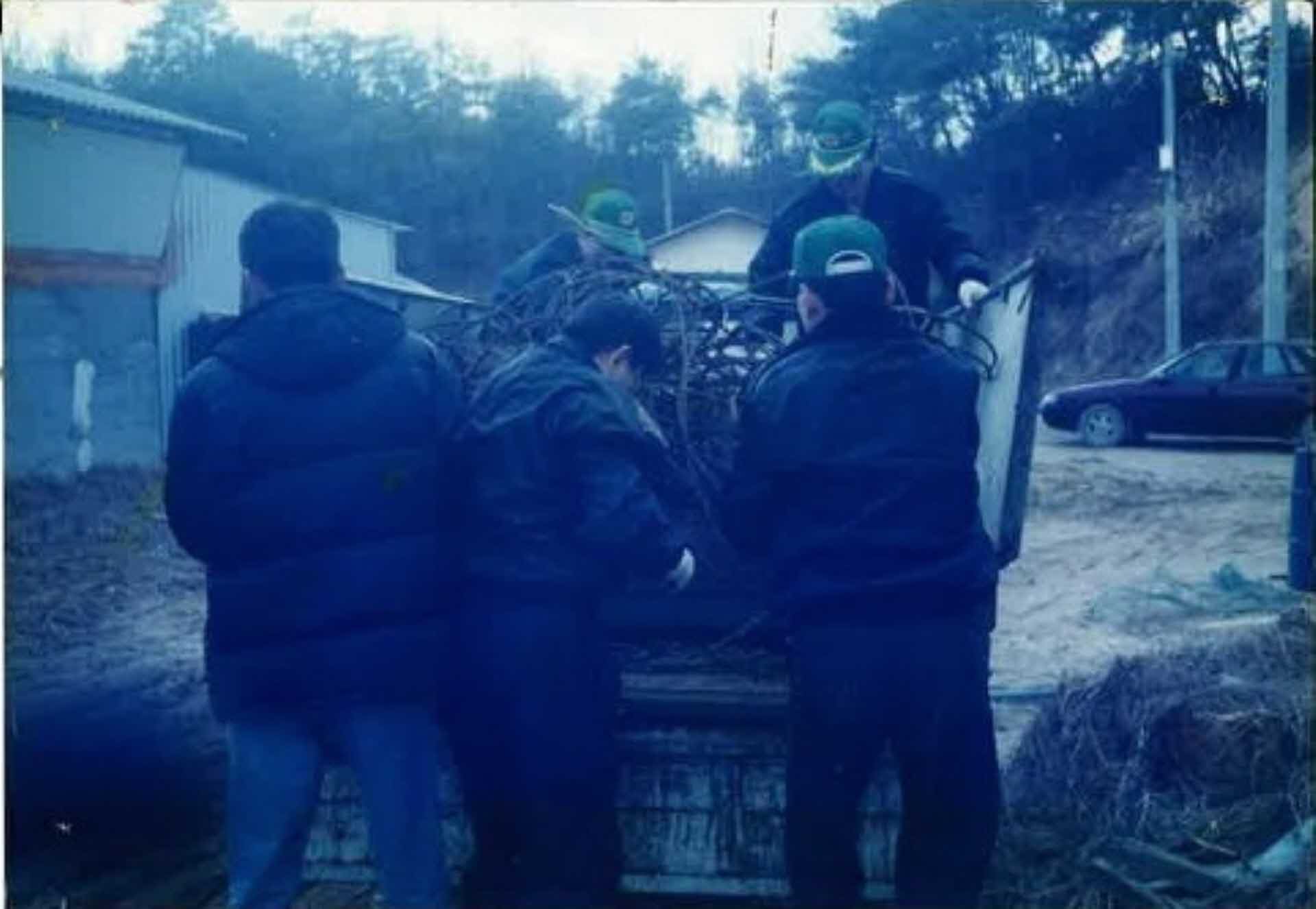 새마을운동 활동사진-철근수거