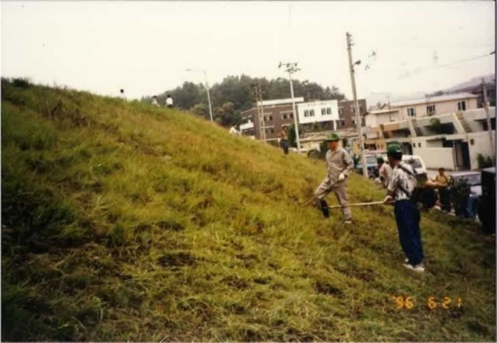 새마을운동 활동사진-서천둔치주변 정비
