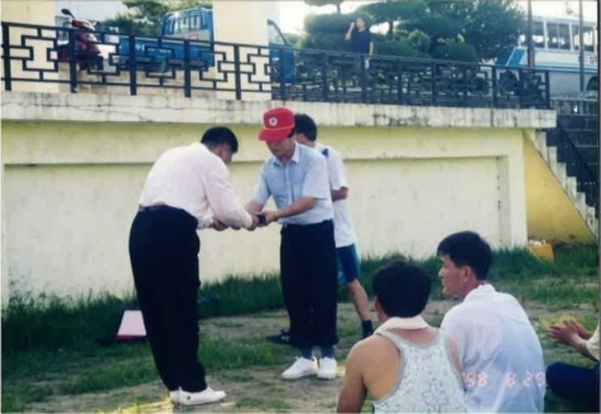 조기축구회 사진-시상장면