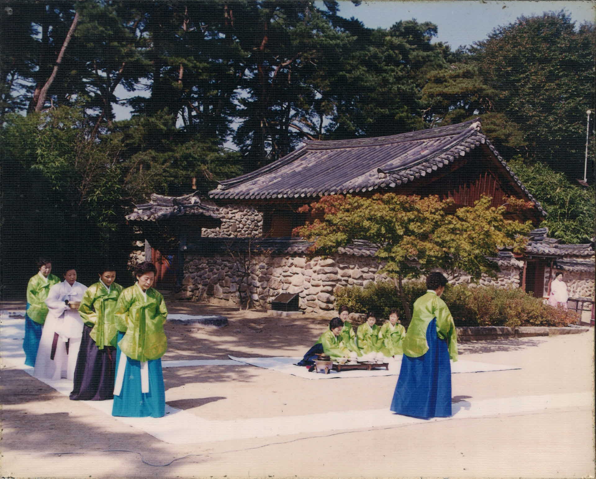소수서원 사당에서 헌다래 행사