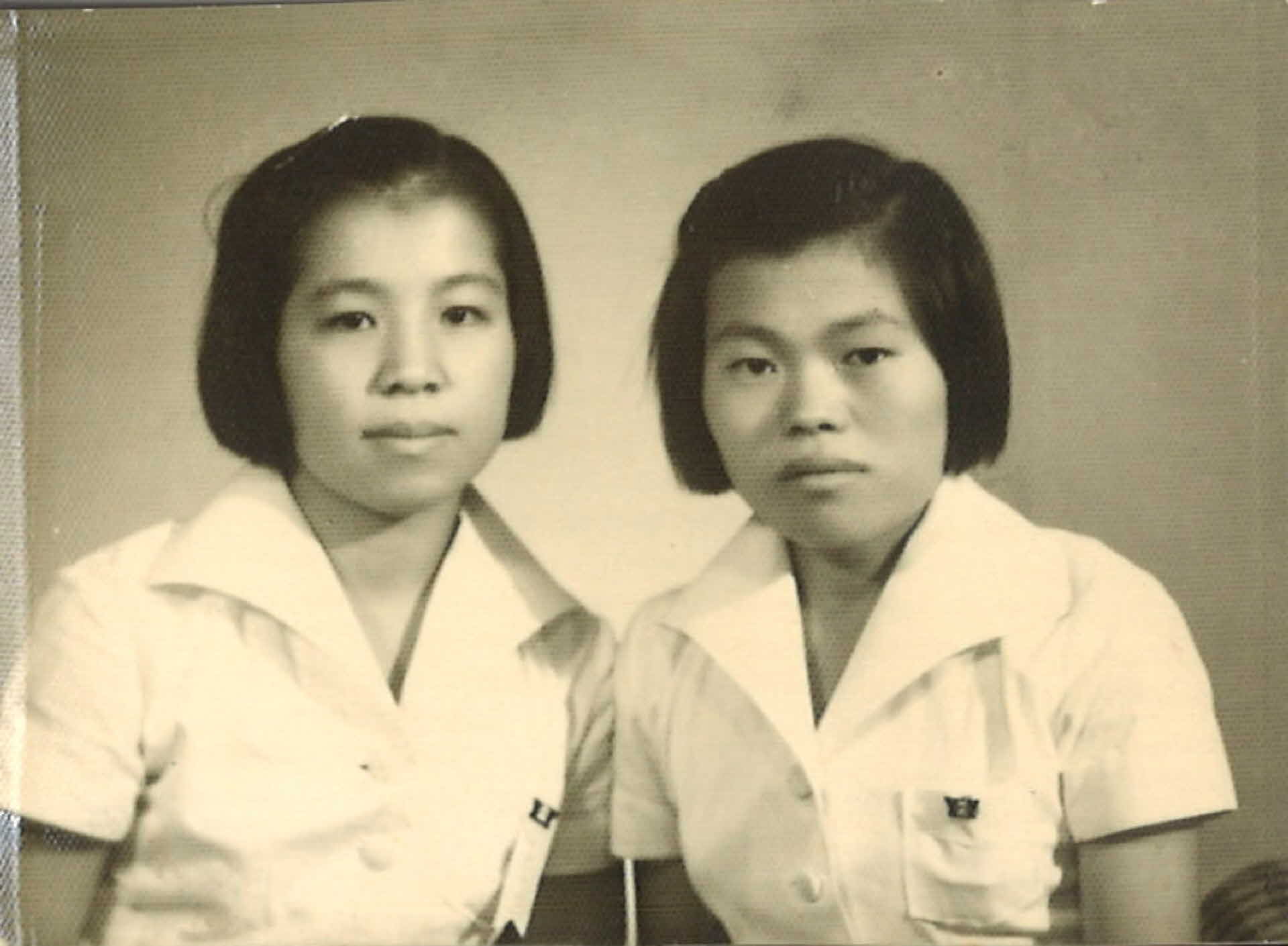 친구와 하복을 입고