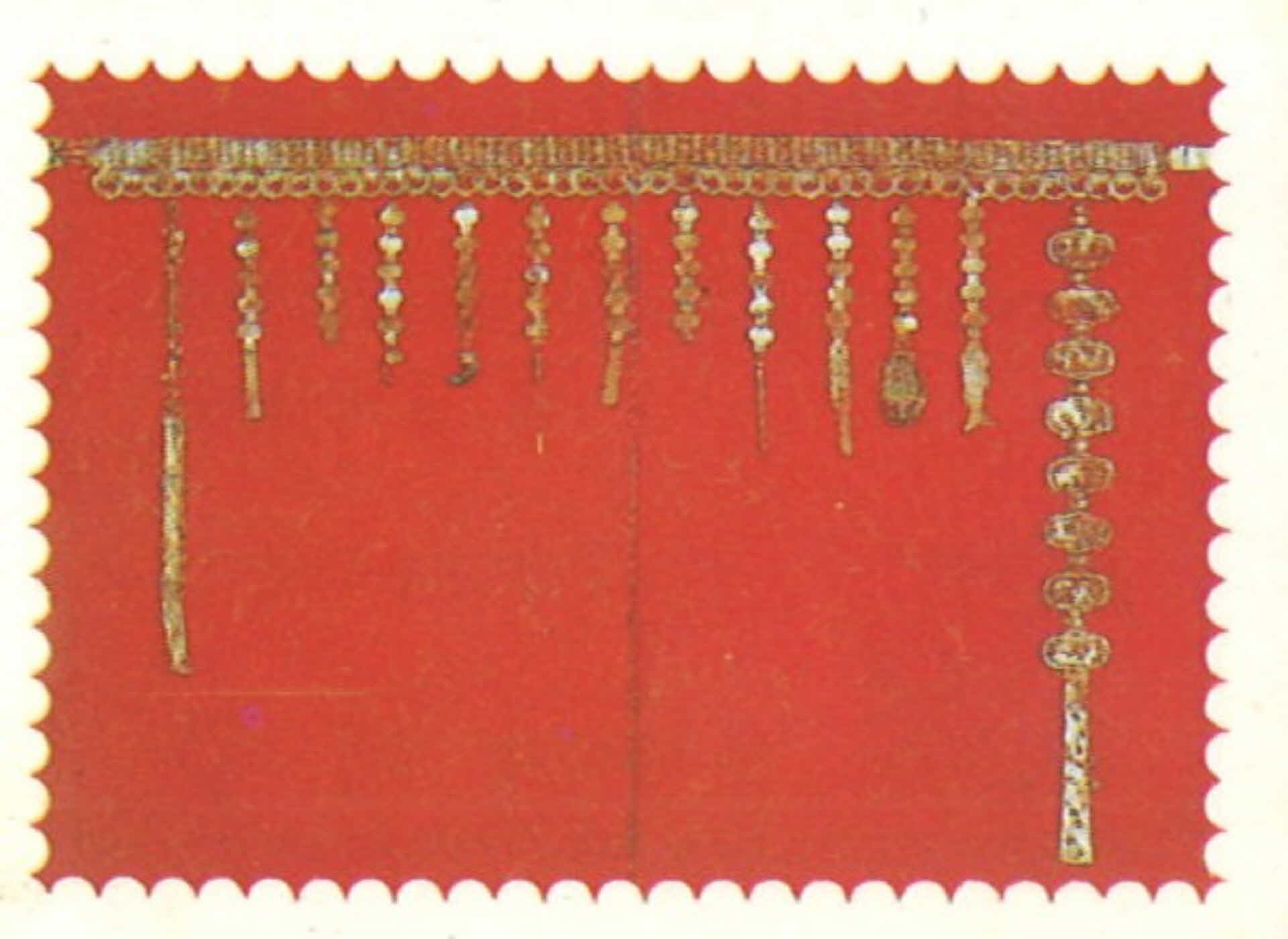 사진 천마총금제과대 국보 제 190호